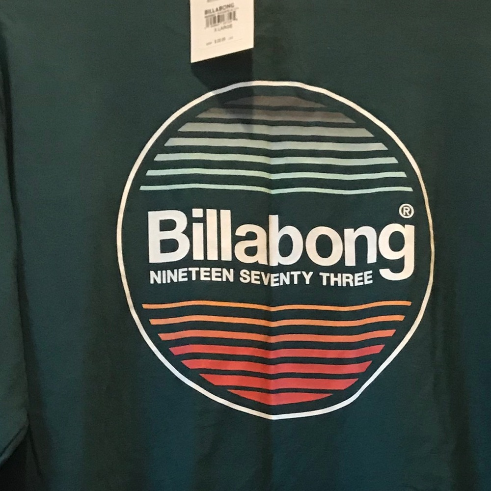 NWT Billabong LS tshirt